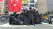 Atatürk Anıtı eski yerine taşınacak