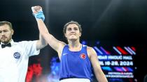 Milli boksör Busenaz Sürmeneli Avrupa şampiyonu oldu